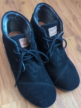 Toms Black Suede Heel Booties